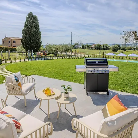 Alice Ferienhaus Montecosaro (Marche)