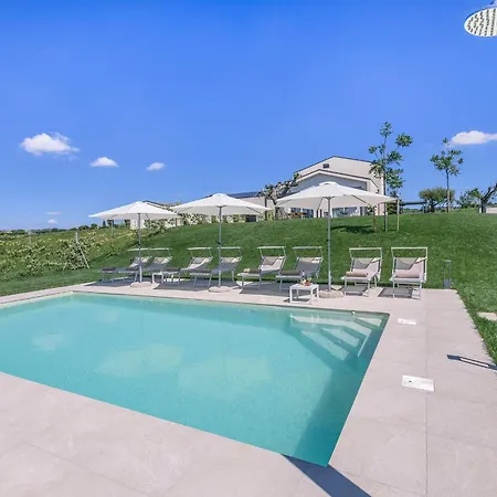 Ferienhaus Alice Montecosaro (Marche)